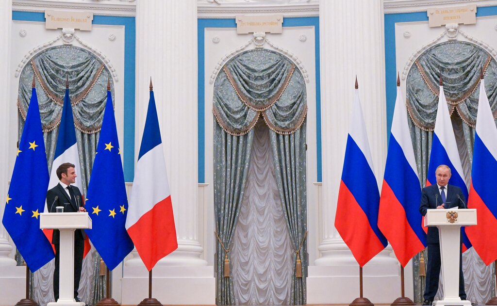 Ucraina, non previsto colloquio Putin-Macron