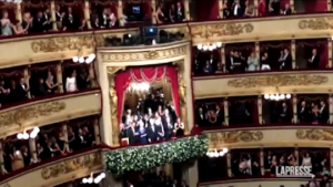 Scala di Milano, standing ovation per Mattarella