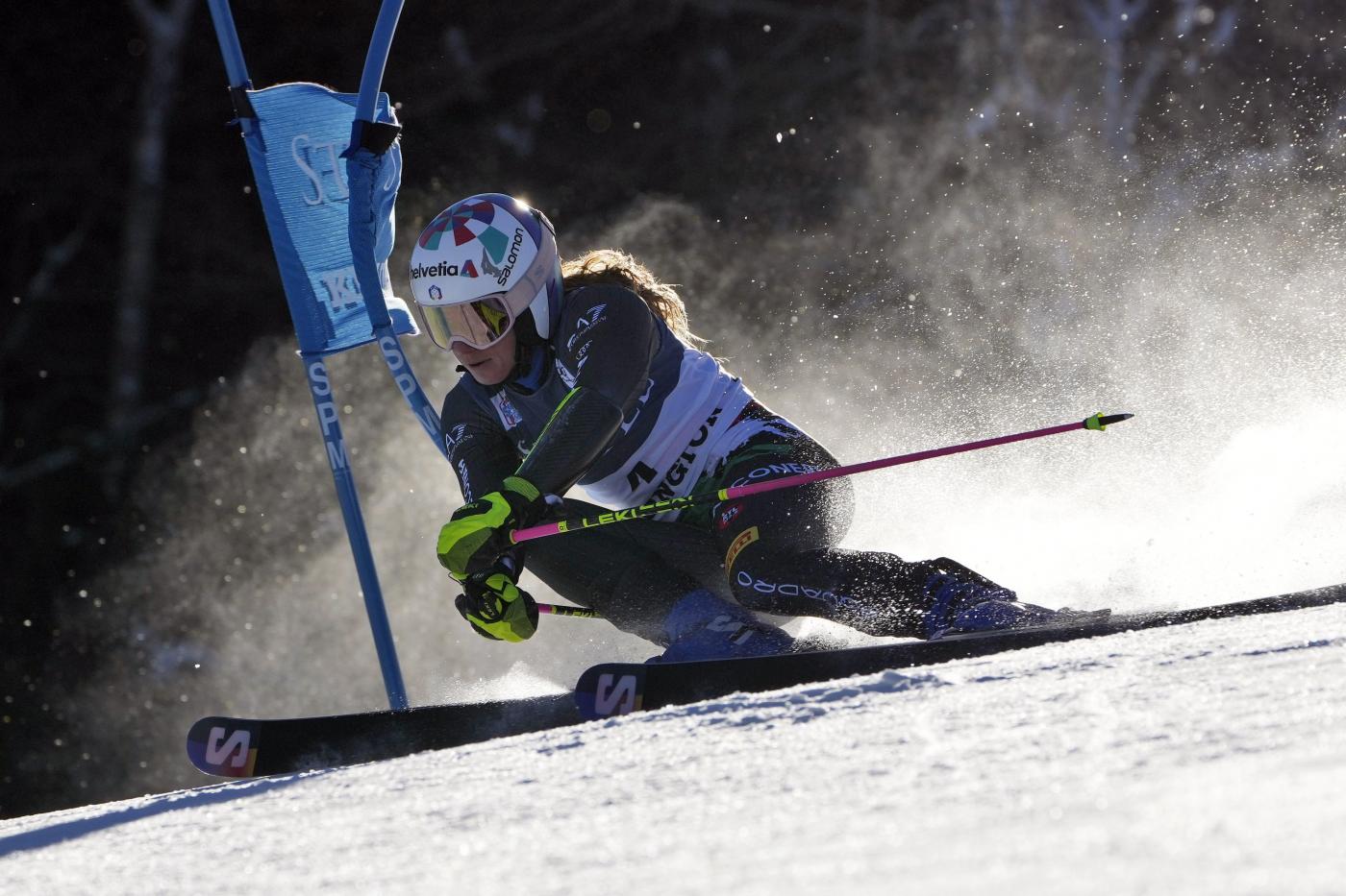 Sci, Bassino vince gigante Sestriere