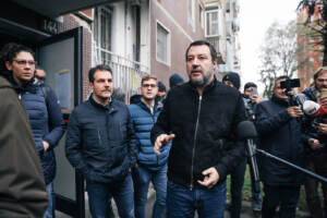 Il ministro delle Infrastrutture e dei Trasporti Matteo Salvini al quartiere Gratosoglio di Milano