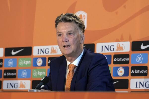 Mondial: Van Gaal quitte la sélection des Pays-Bas