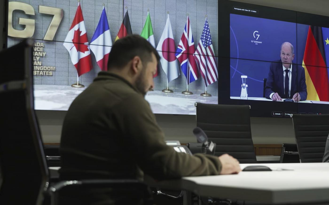 Ucraina, Zelensky al G7: “Esistiamo grazie a voi”