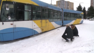 Slovacchia, traffico paralizzato a causa della neve