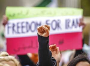 Iran, giustiziato secondo manifestante
