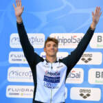 Nuoto, oro e record mondiale staffetta 4×100
