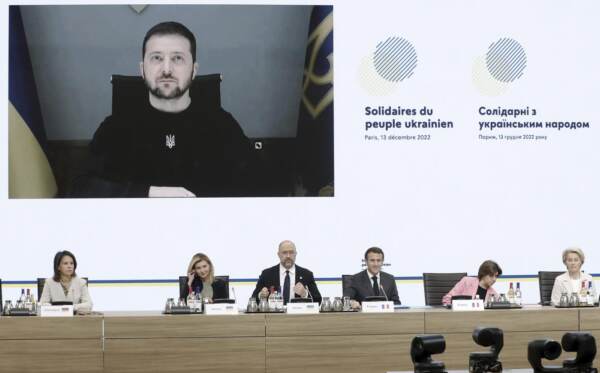 Conferenza a Parigi in supporto dell\'Ucraina
