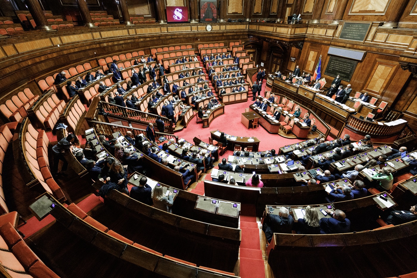 Ucraina, governo approva risoluzioni Pd e Azione-Iv
