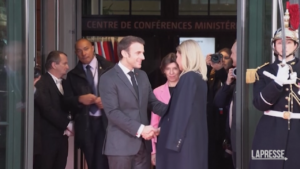 Parigi, Macron accoglie la first lady ucraina