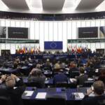 Ucraina, Zelensky a Ue: “Tribunale speciale per crimini russi”