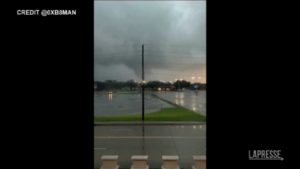 Usa, tornado invade Texas e Oklahoma