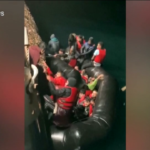 Migranti, barcone affonda nella Manica: 4 morti