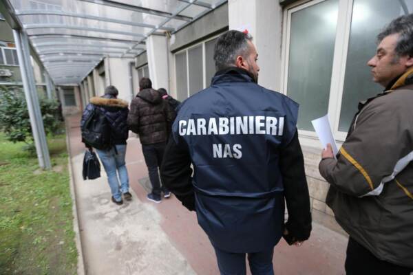 Ispezione dei NAS dei Carabinieri nell'ospedale di Nola