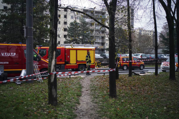 Francia, incendio in edificio: 10 morti, anche 5 bimbi