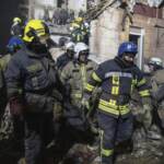 Ucraina, corpo bimbo tra macerie a Kryvyi Rih