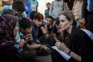 Angelina Jolie renonce à son rôle d’envoyée spéciale du HCR de l’ONU