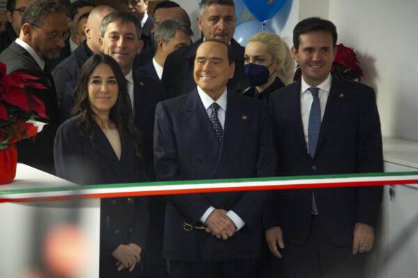 Lombardia, Berlusconi: “Sicuro che vinceremo”