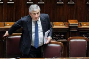 Scandalo Ue, Tajani: “Disgustato, istituzione non c’entra”