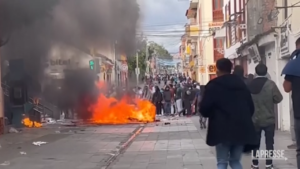 Perù, scontri tra manifestanti e polizia: 22 morti