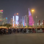 Qatar 2022, polizia nella fanzone a Doha: troppi tifosi