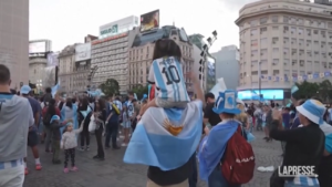 Qatar 2022, l’entusiasmo dei tifosi dell’Argentina prima della finale