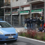 Milano, spari in un bar: ucciso titolare