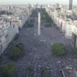 Argentina, marea umana in festa a Buenos Aires