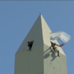 Qatar 2022, bandiera argentina su obelisco a Buenos Aires