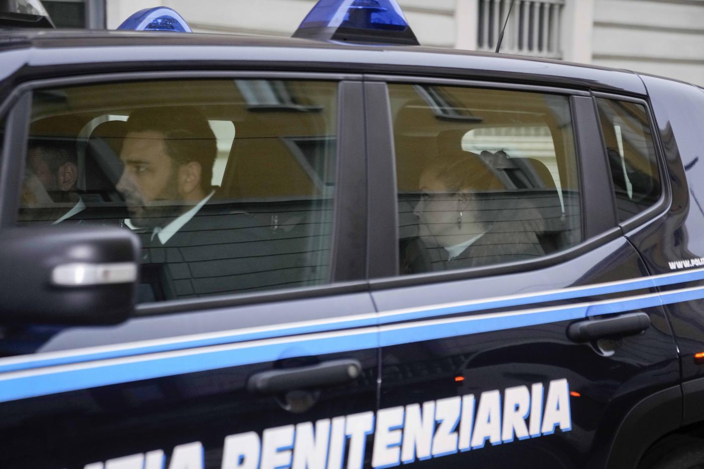 Scandalo Ue, libere moglie e figlia Panzeri