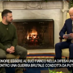 Ucraina, Biden a Zelensky: “Un onore essere al vostro fianco”