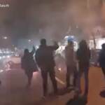 Iran, blocchi stradali dei manifestanti a Teheran
