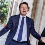Manovra, Conte: “Governo incompetente”