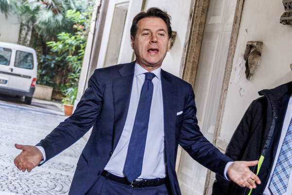 M5s, Conte: “Non disponibili a campo largo con Pd”