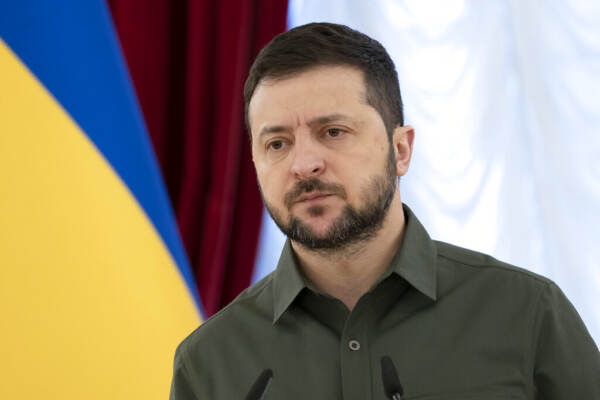 Ucraina, Zelensky: “Viaggio per rafforzare capacità difesa”