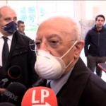 Manovra, De Luca: “Su Pos figuraccia governo”