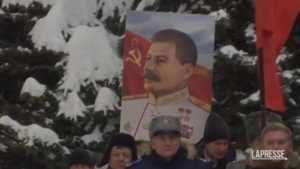 Russia, celebrazioni per anniversario nascita Stalin