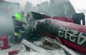 Un elicottero russo MI-8T è andato a fuoco durante l’atterraggio in Russia