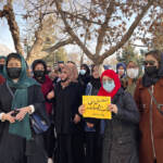 Afghanistan, protesta a Kabul: donne arrestate