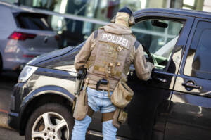 Germania, arrestato 007 sospettato di essere spia russa