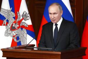 Ucraina, Putin: “Troveremo antidoto a missili Usa”