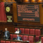 Manovra, sì della Camera alla fiducia