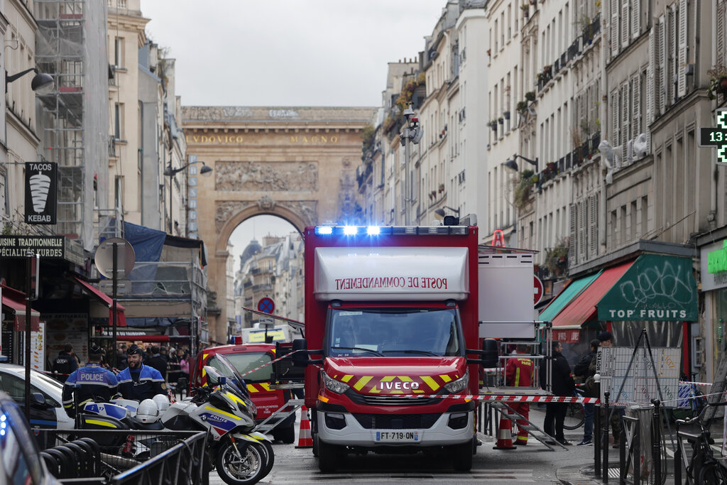 Parigi, spari in strada: vittime e un fermo