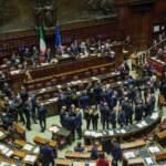 Manovra, chiesta fiducia: presidio M5s alla Camera