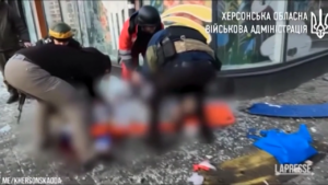 Ucraina, raid russo su Kherson: morti e feriti