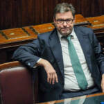 Manovra, Giorgetti: “Turbolenze? L’importante è atterrare”