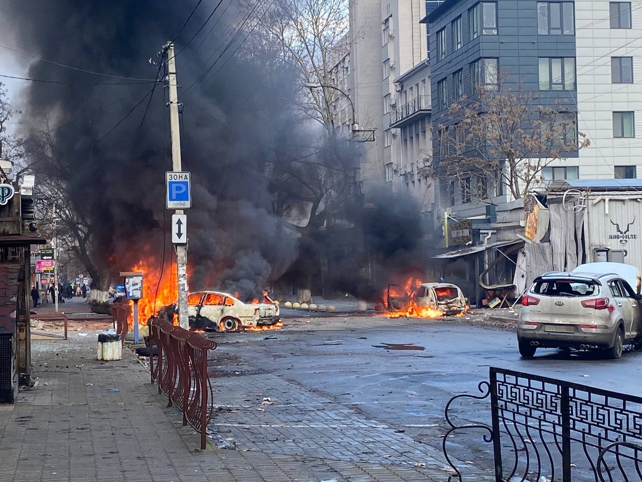 Ucraina, Zelensky: “Attacchi Kherson terrorismo russo”