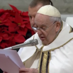 Natale, Papa: “Penso a bambini divorati da guerre”