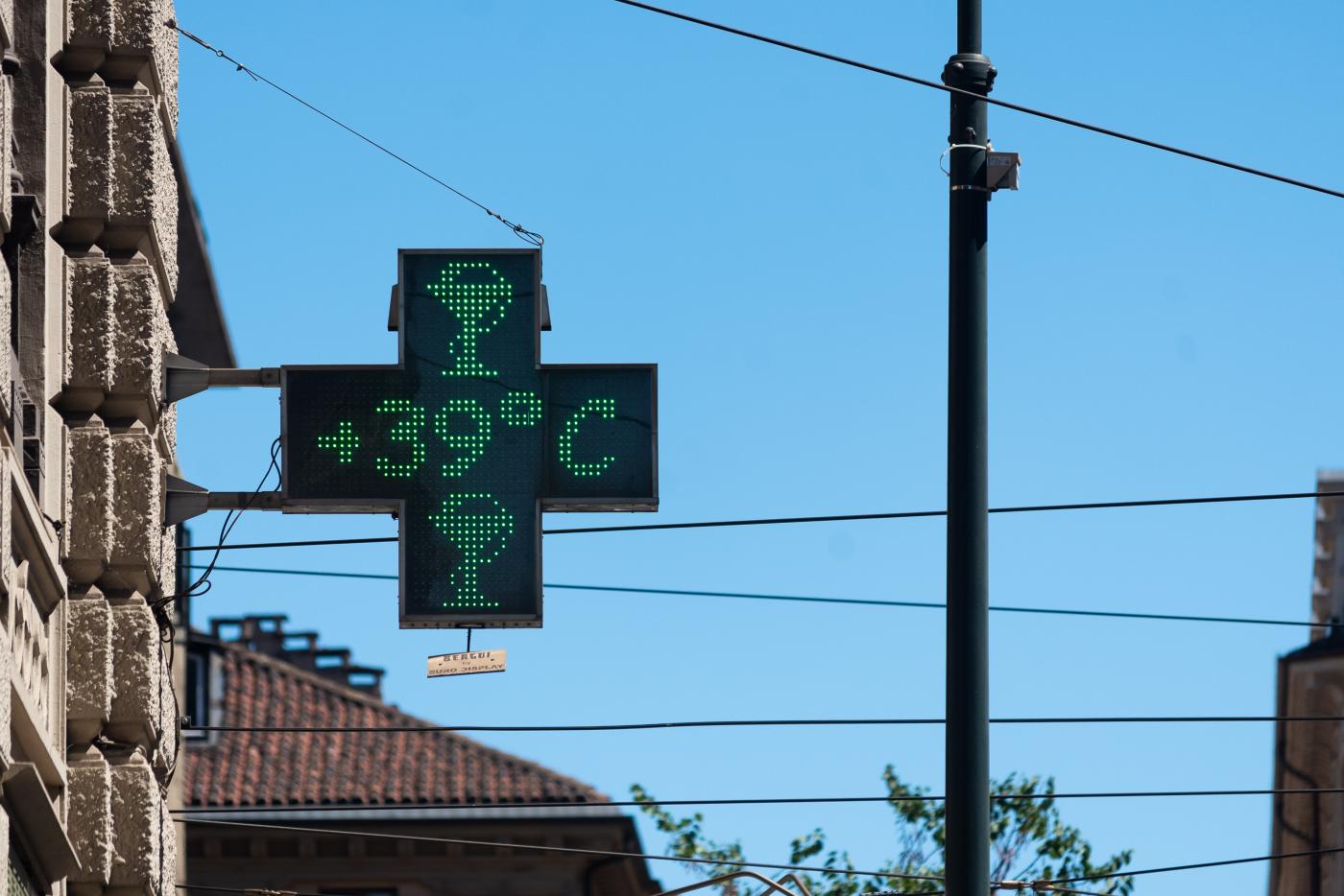 Clima, in Italia fino a 5 gradi in più nel 2100 Clima, in Italia fino a 5 gradi in più nel 2100