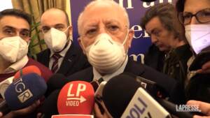 De Luca: “Preoccupato per sanità pubblica, da governo neanche un euro”
