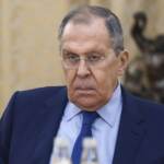 Ucraina, Lavrov contro piano di pace: “Zelensky si illude”