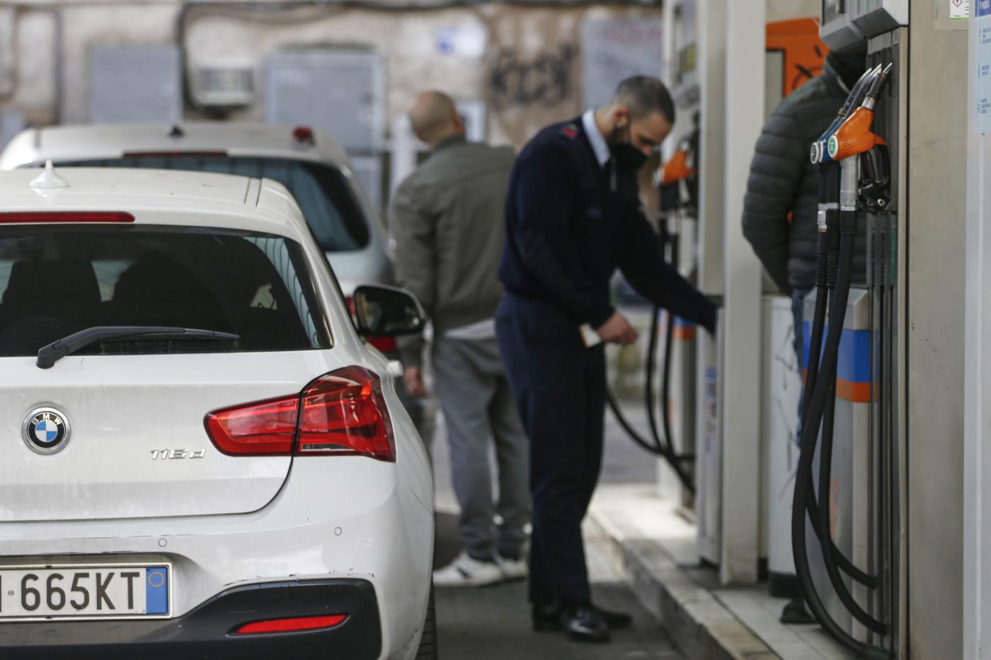 Carburanti, esposto Codacons ad Antitrust